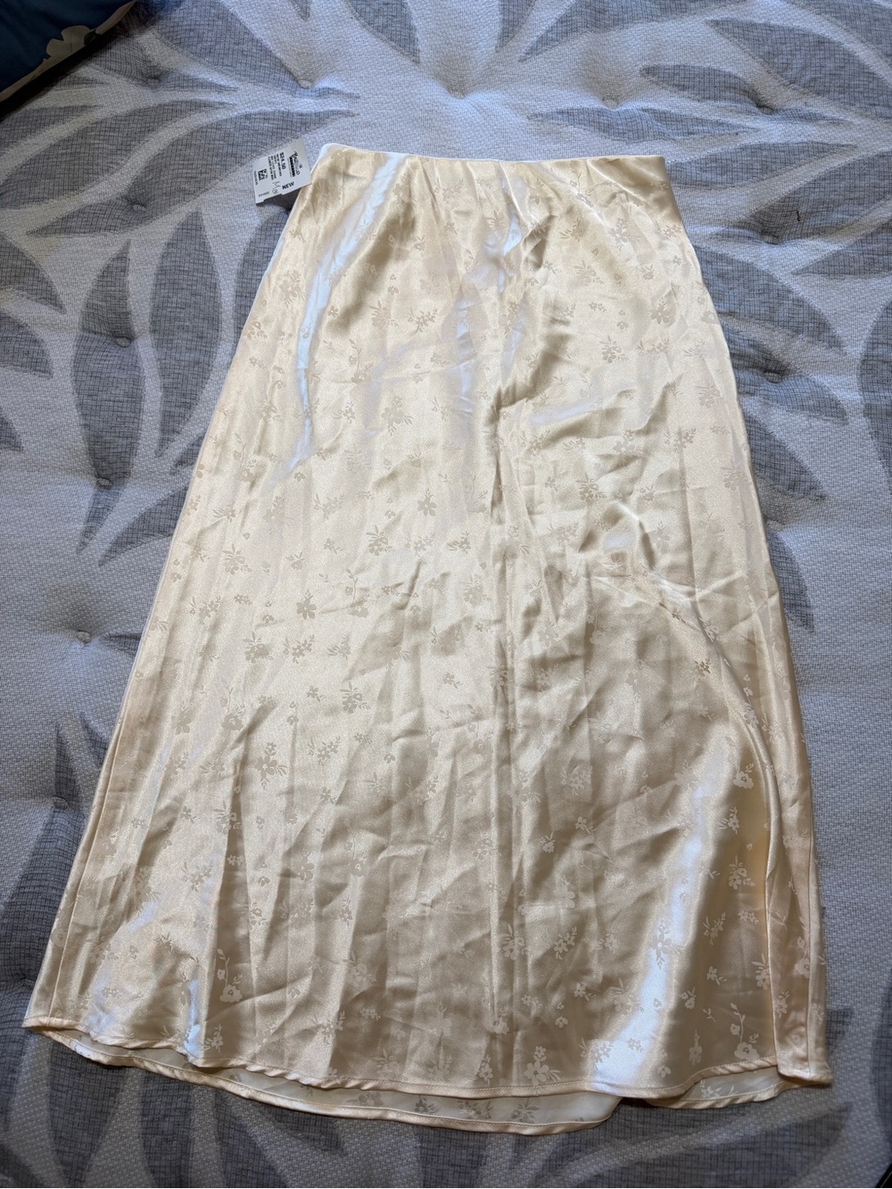 Elegant Cream Summer Satin Midi Skirt